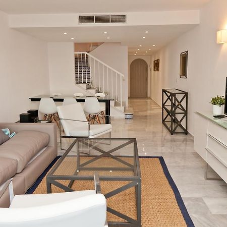 Holiday Home Clarisa Estepona Bagian luar foto
