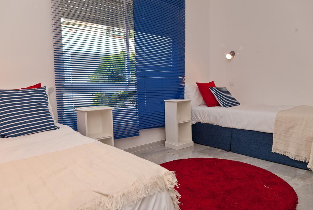Holiday Home Clarisa Estepona Bagian luar foto